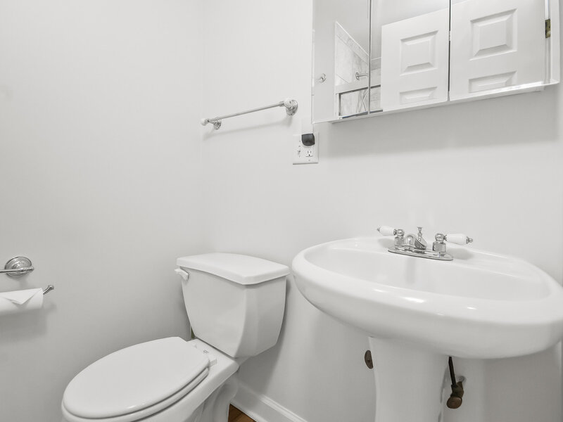 1524 W Fargo Avenue Chicago IL 60626