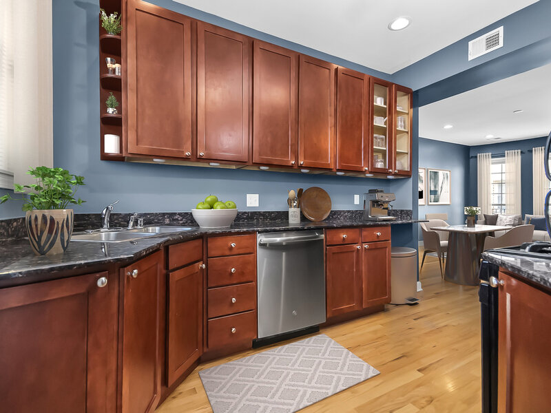 1524 W Fargo Avenue Chicago IL 60626