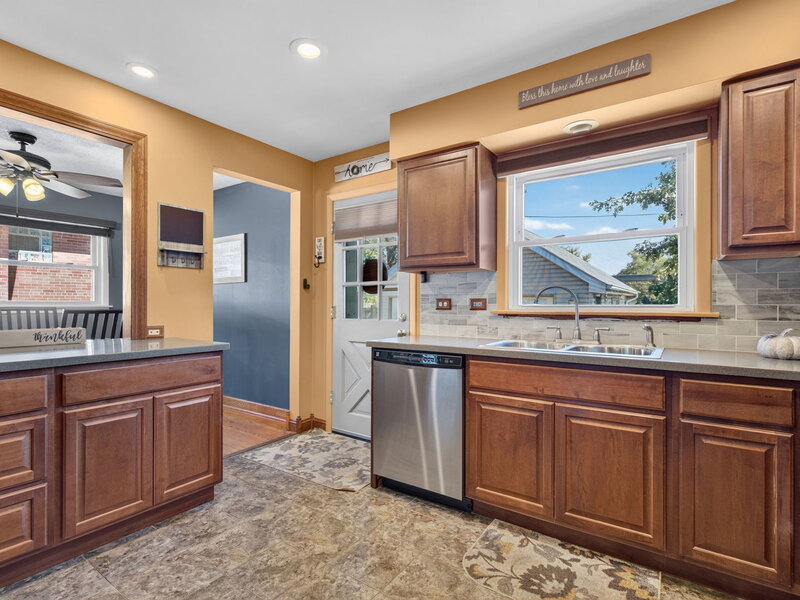 18413 Hood Avenue Homewood IL 60430