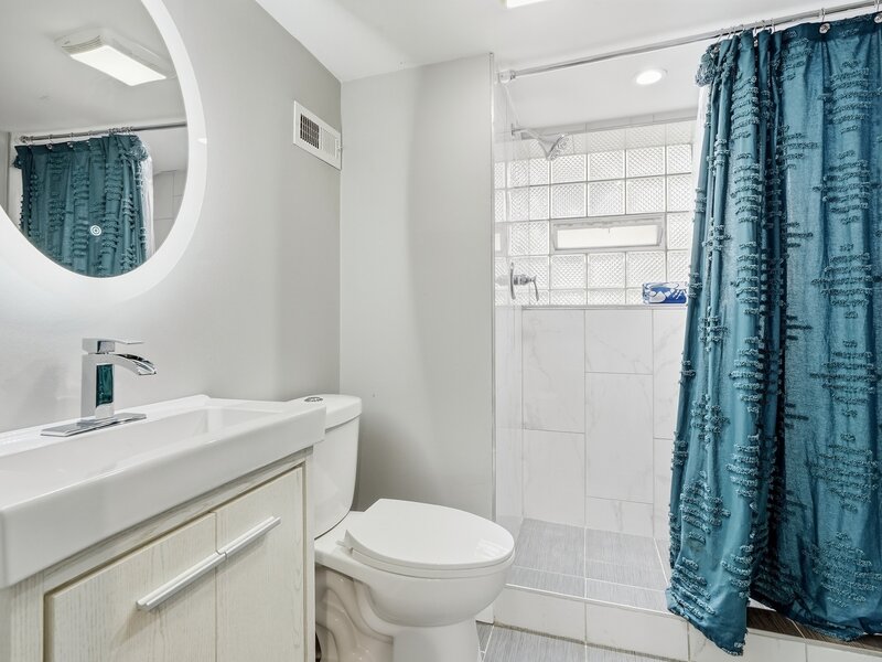 9345 S Harper Avenue Chicago IL 60619