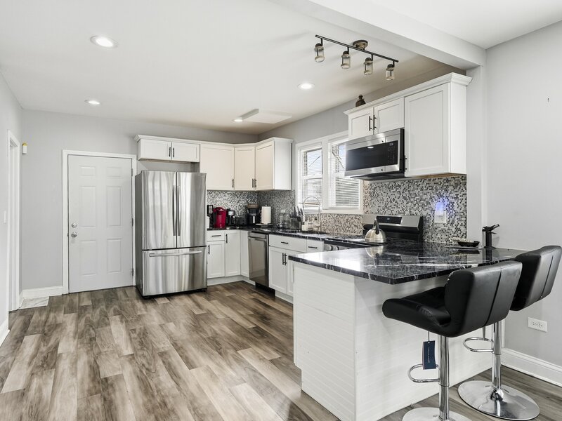 9345 S Harper Avenue Chicago IL 60619