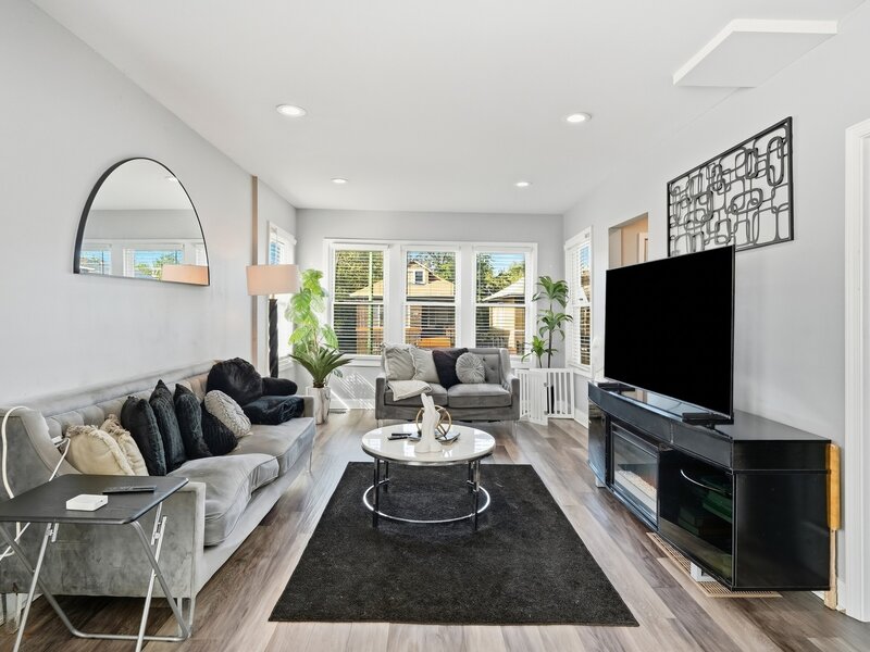 9345 S Harper Avenue Chicago IL 60619