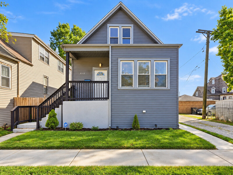 9345 S Harper Avenue Chicago IL 60619