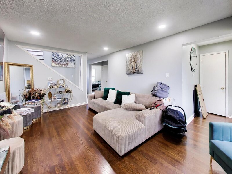 8017 S Sacramento Avenue Chicago IL 60652