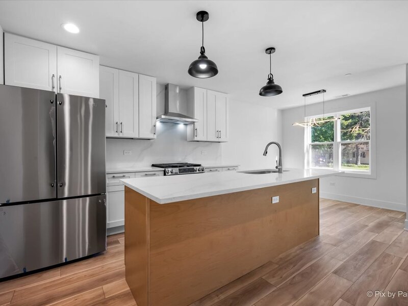 18172 W Twin Lakes Boulevard Grayslake IL 60030