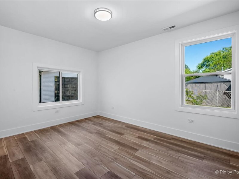 18172 W Twin Lakes Boulevard Grayslake IL 60030
