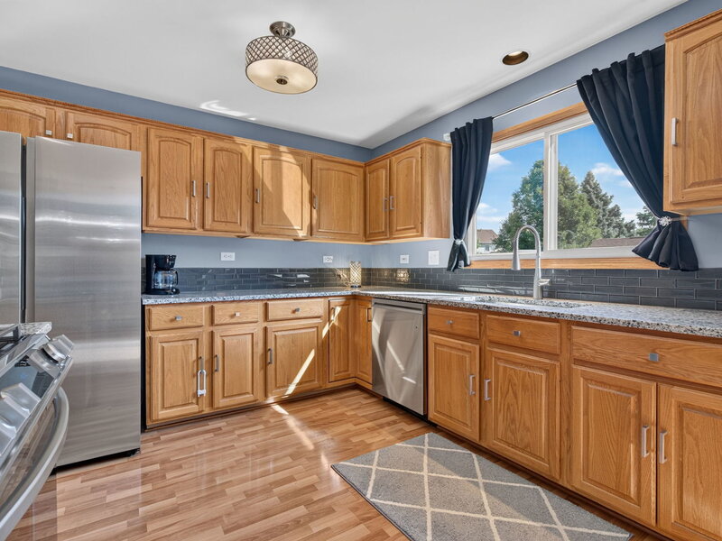 312 Badger Court Oswego IL 60543