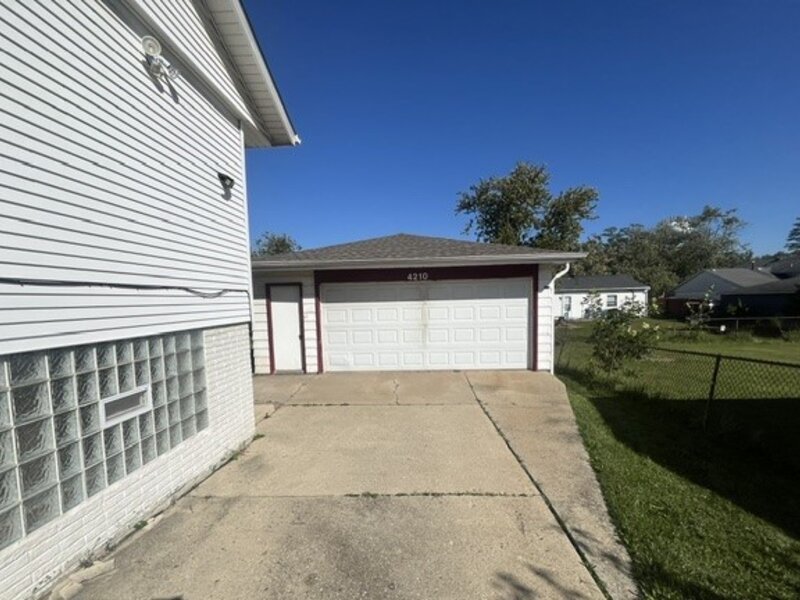 4210 Greenbrier Lane Richton Park IL 60471
