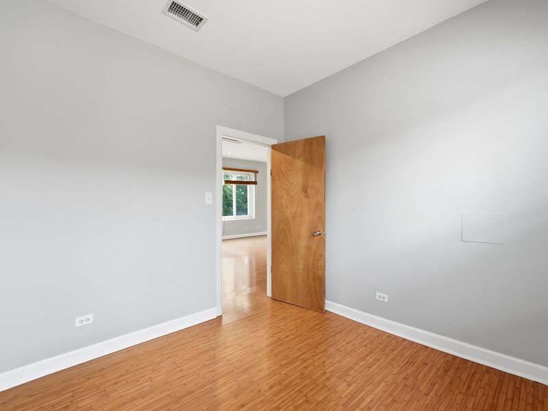 2121 N Saint Louis Avenue Chicago IL 60647