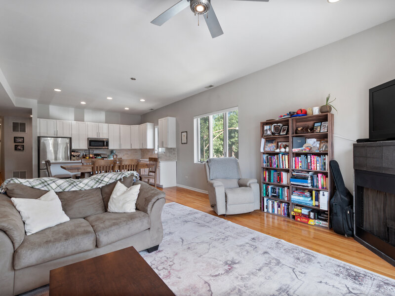 1702 W North Avenue Chicago IL 60622