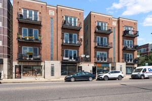Photo of 1702 W North Avenue Chicago IL 60622