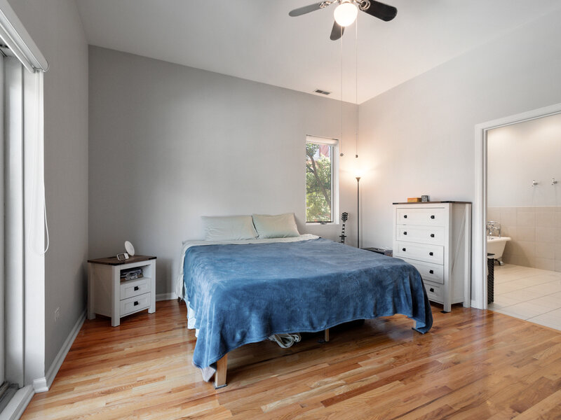 1702 W North Avenue Chicago IL 60622