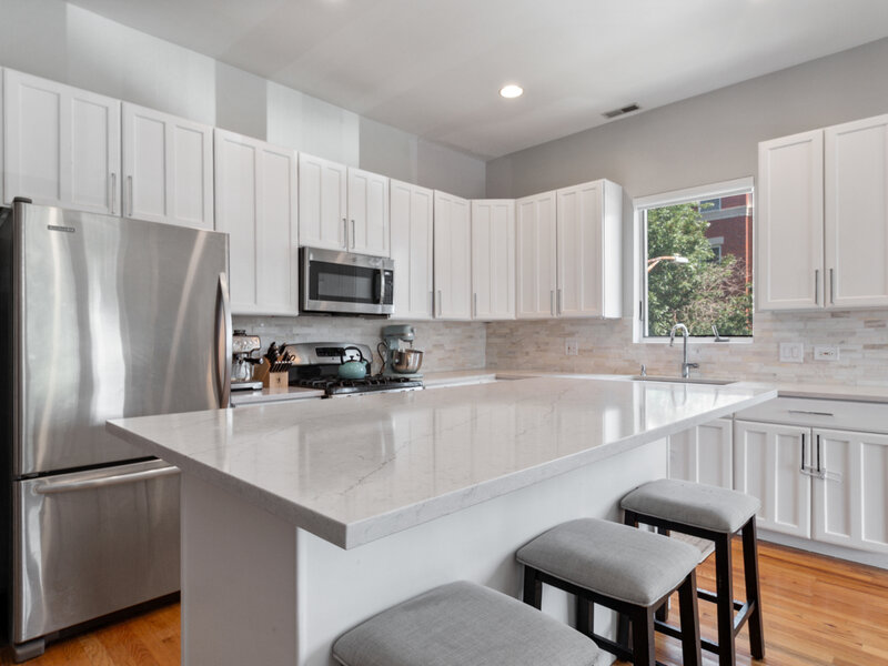 1702 W North Avenue Chicago IL 60622