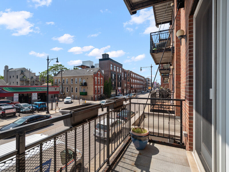 1702 W North Avenue Chicago IL 60622