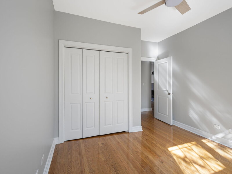 2705 N Mildred Avenue Chicago IL 60614
