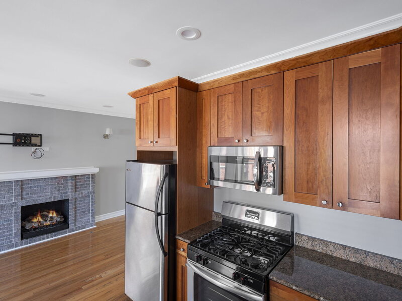 2705 N Mildred Avenue Chicago IL 60614