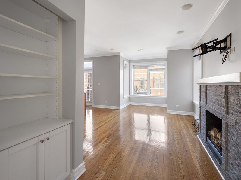 2705 N Mildred Avenue Chicago IL 60614