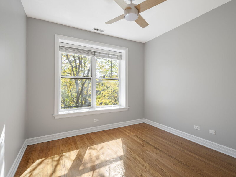 2705 N Mildred Avenue Chicago IL 60614