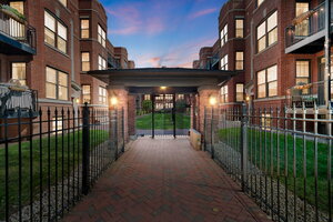 Photo of 2705 N Mildred Avenue Chicago IL 60614 Unit 3A