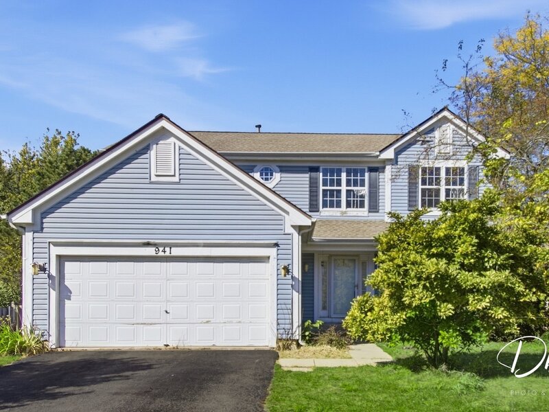 941 W Cambridge Court Grayslake IL 60030