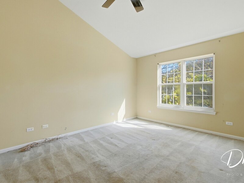 941 W Cambridge Court Grayslake IL 60030