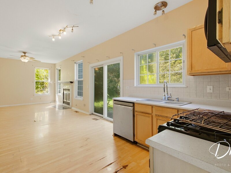 941 W Cambridge Court Grayslake IL 60030