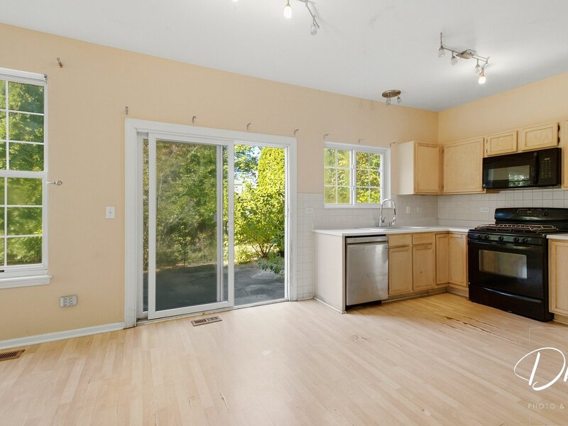 941 W Cambridge Court Grayslake IL 60030