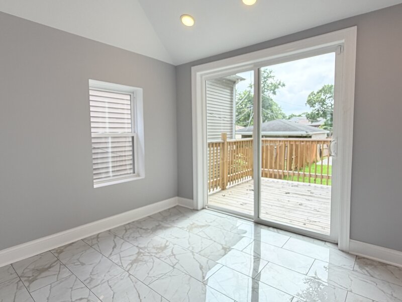 7918 S Anthony Avenue Chicago IL 60619