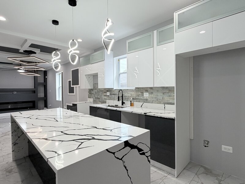 7918 S Anthony Avenue Chicago IL 60619