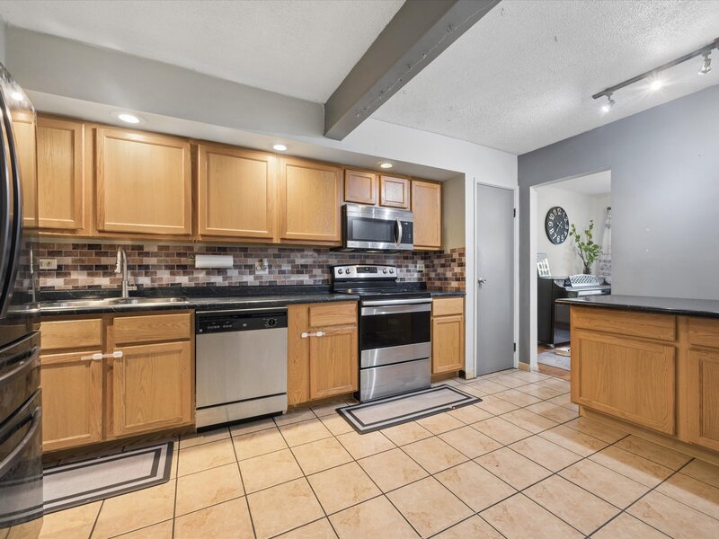 533 Jordan Way Bolingbrook IL 60440