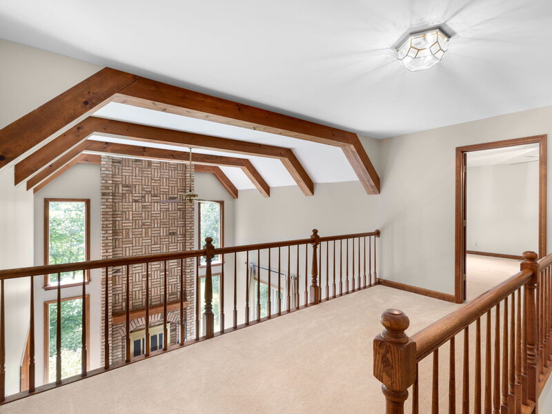 37 Crane Road St. Charles IL 60175