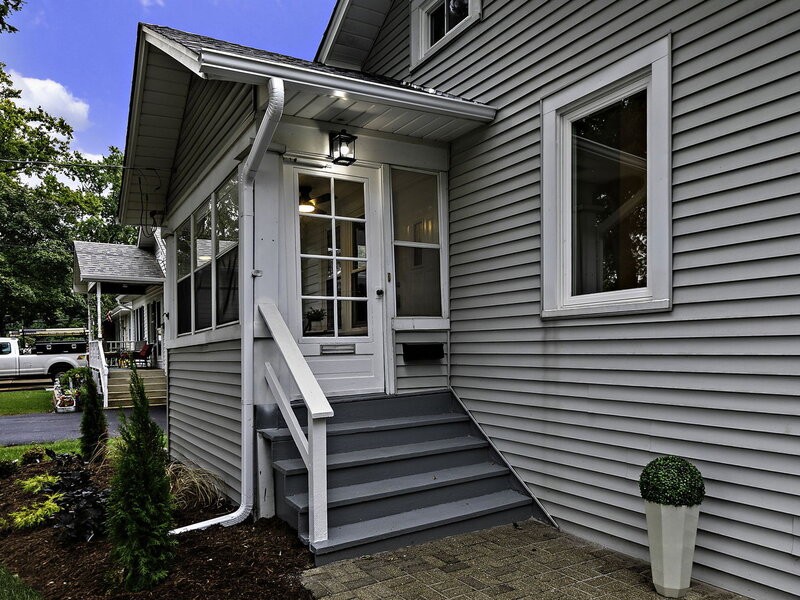 143 E Division Street Villa Park IL 60181