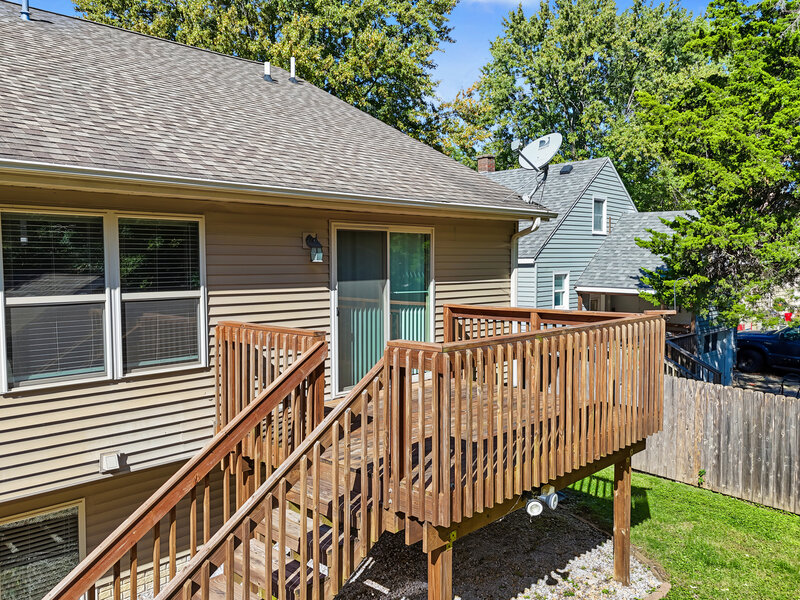 823 31st Street Bettendorf IA 52722