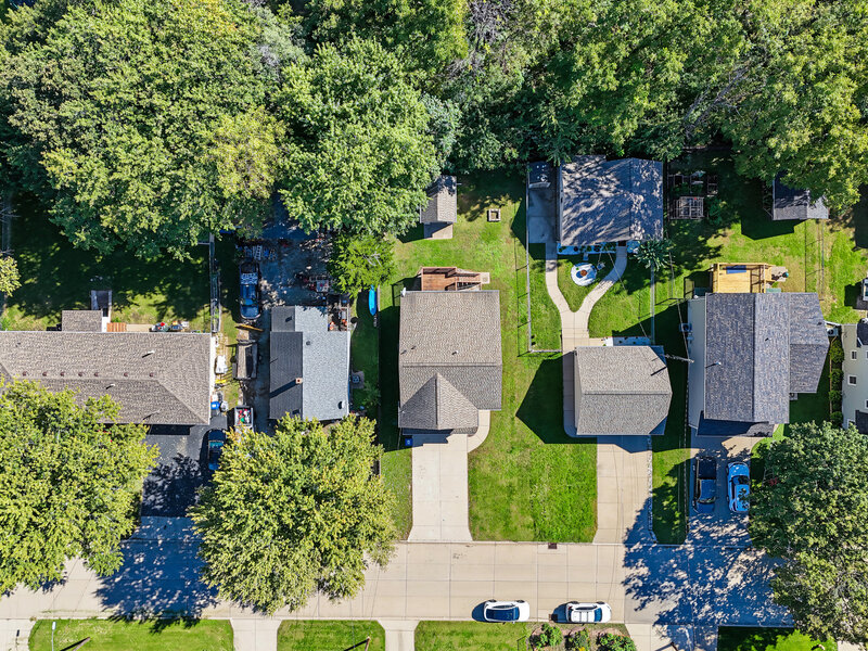823 31st Street Bettendorf IA 52722