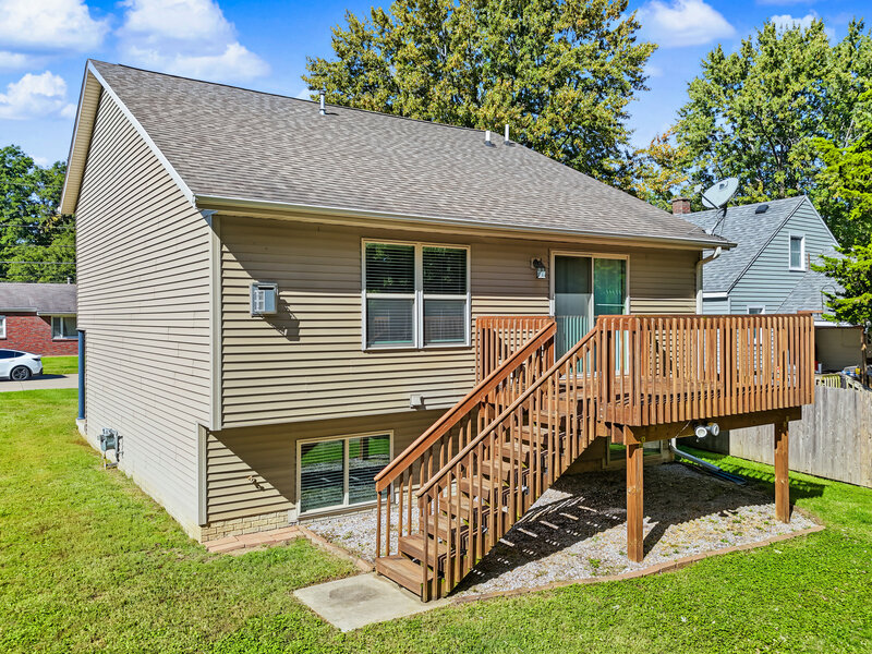 823 31st Street Bettendorf IA 52722