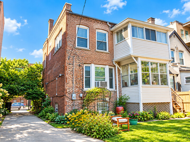 7225 S Yates Boulevard Chicago IL 60649
