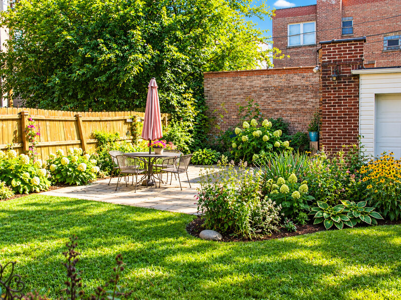 7225 S Yates Boulevard Chicago IL 60649
