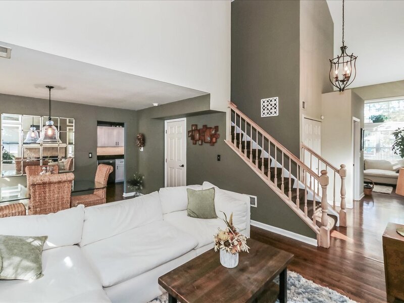 1521 Brittania Way Roselle IL 60172