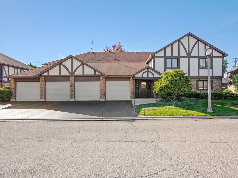 524 Banyon Lane La Grange IL 60525