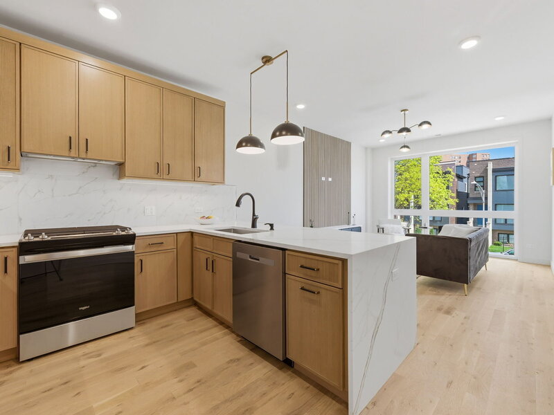 4132 S Calumet Avenue Chicago IL 60653