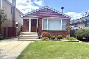 Photo of 10206 S Fairfield Avenue Chicago IL 60655