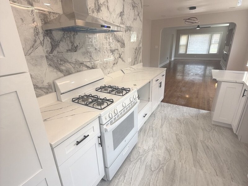 8926 S Paxton Avenue Chicago IL 60617