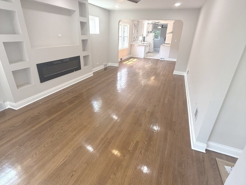 8926 S Paxton Avenue Chicago IL 60617
