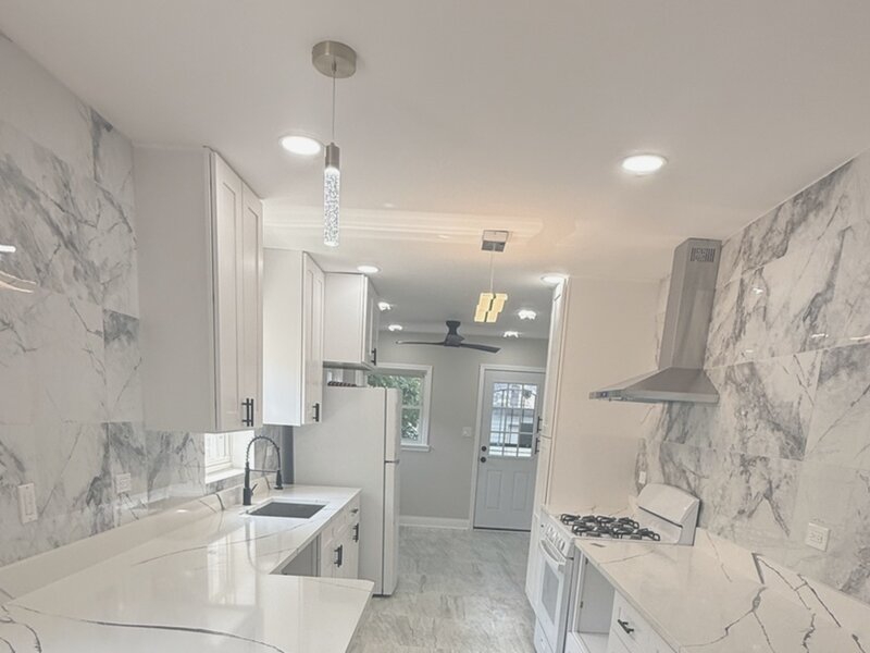 8926 S Paxton Avenue Chicago IL 60617