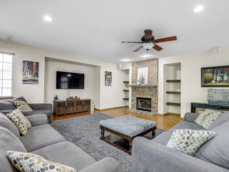 1081 Westfield Way Mundelein IL 60060