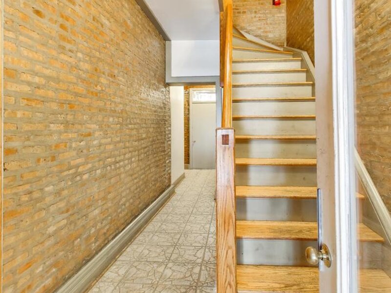 5201 S Blackstone Avenue Chicago IL 60615
