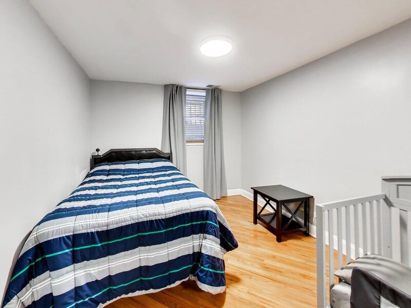 5201 S Blackstone Avenue Chicago IL 60615