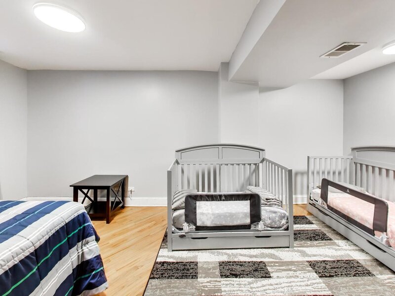5201 S Blackstone Avenue Chicago IL 60615