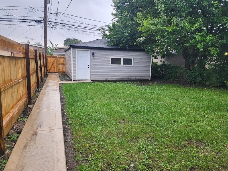 9347 S Wallace Street Chicago IL 60620