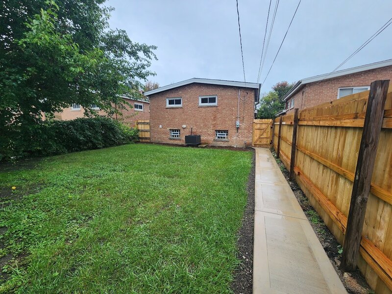 9347 S Wallace Street Chicago IL 60620